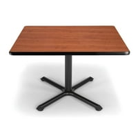 Modell XT42SQ 42 Többcélú négyzet alakú asztal X-stílusú talapzat bázissal, tölgy