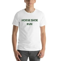 Camo Horse Shoe Run Rövid Ujjú Pamut Póló Az Undefined Gifts Által